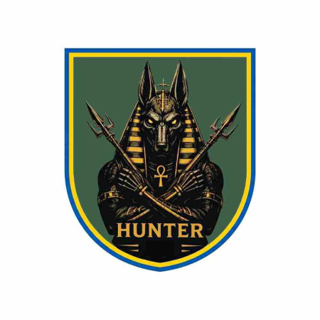 Шеврон с изображением Анубиса и надписью «Hunter» («Охотник»). Шевроны на заказ. Шевроны на липучке (AN-12-231-398)